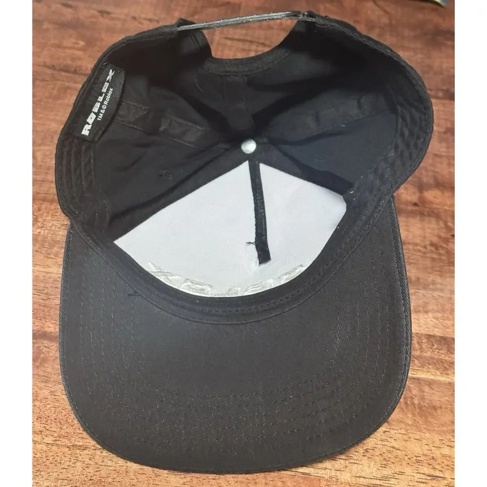 ROBLOX Trucker Ball Cap Adjustable Hat Snapback Size Youth/Teens One Size